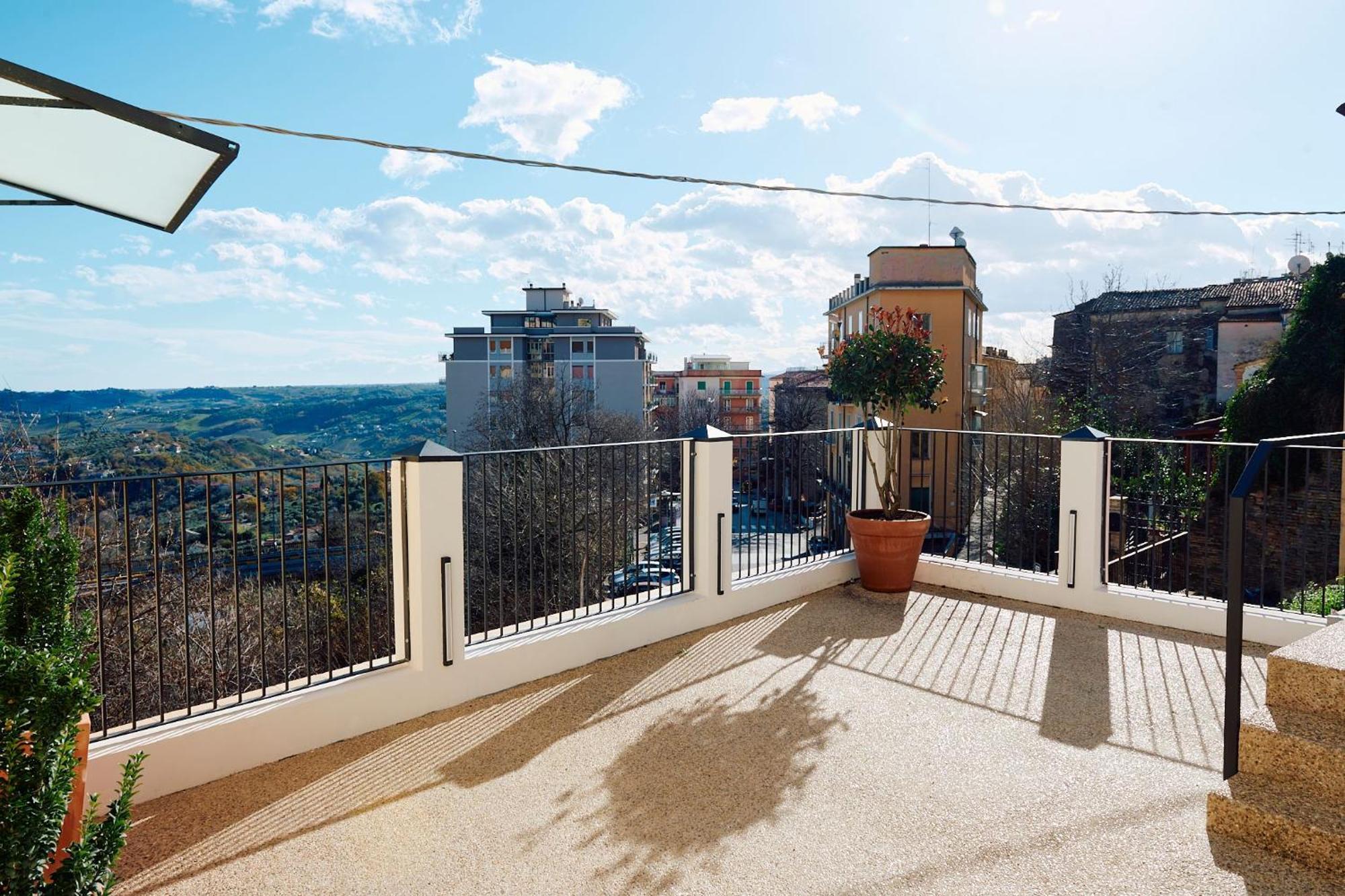 Relais Al Teatro Bed & Breakfast Chieti Luaran gambar